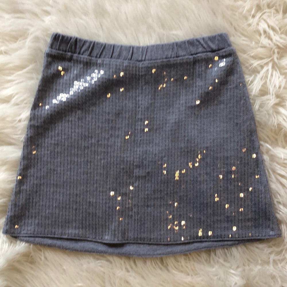 Old Navy sequined skirt